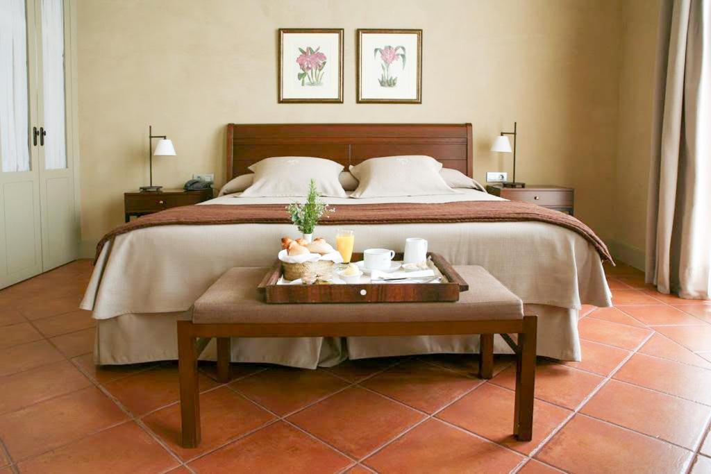 Bremon Boutique Hotel By Duquessa Hotel Collection Cardona Exteriér fotografie